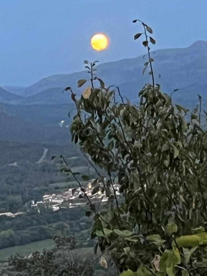 Apartamento rural El Pastor es un estudio con gran ventanal a Gredos Cabezas Bajas Exterior foto